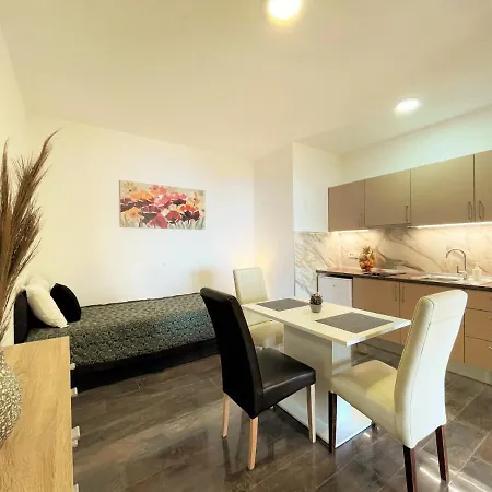 Sunset Apartment