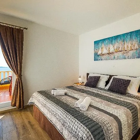 Sunset Apartment